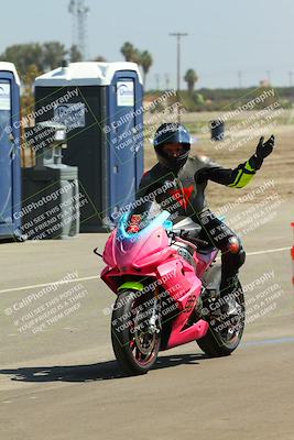 media/Sep-20-2025-TrackDaz (Sat) [[27f0cde673]]/Around the Pits/